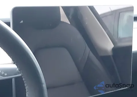 2023 Tesla Model Y Awd/Long Range Dual Motor All-Wheel Drive z USA, uszkodzony, nr VIN 7SAYGDEE3PA180998